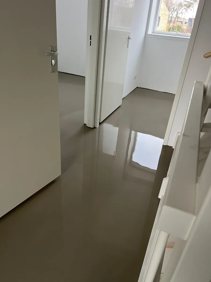 Vloerverwarming dichtsmeren en egaliseren in Utrecht